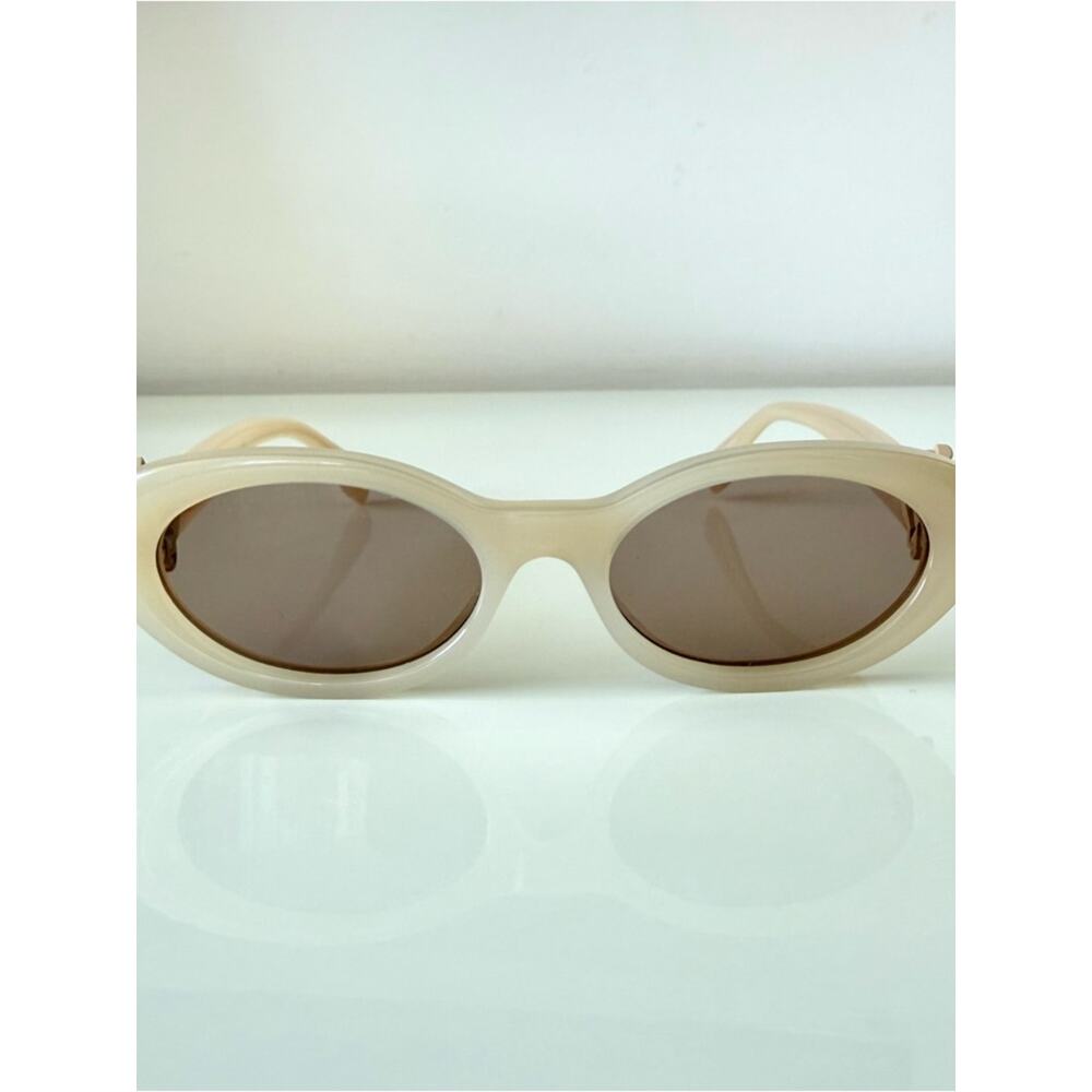 NEW!!! FENDI women oval sunglasses FE40140U 57E Authentic - Picture 3 of 6